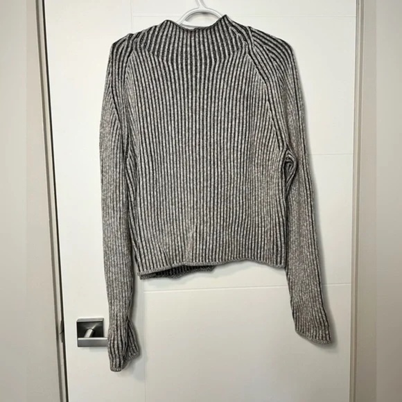 Lululemon Cotton-Cashmere Blend Mock Neck Sweater - Size 10 - Picture 4 of 10